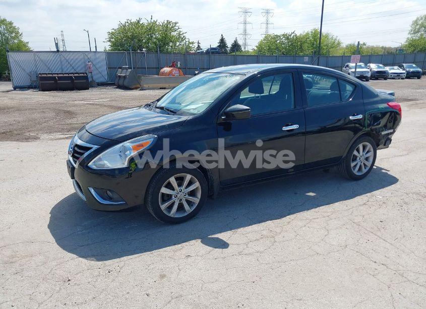 Photo 2 of 2016 Nissan Versa 1.6 SL (VIN 3N1CN7AP7GL910943)