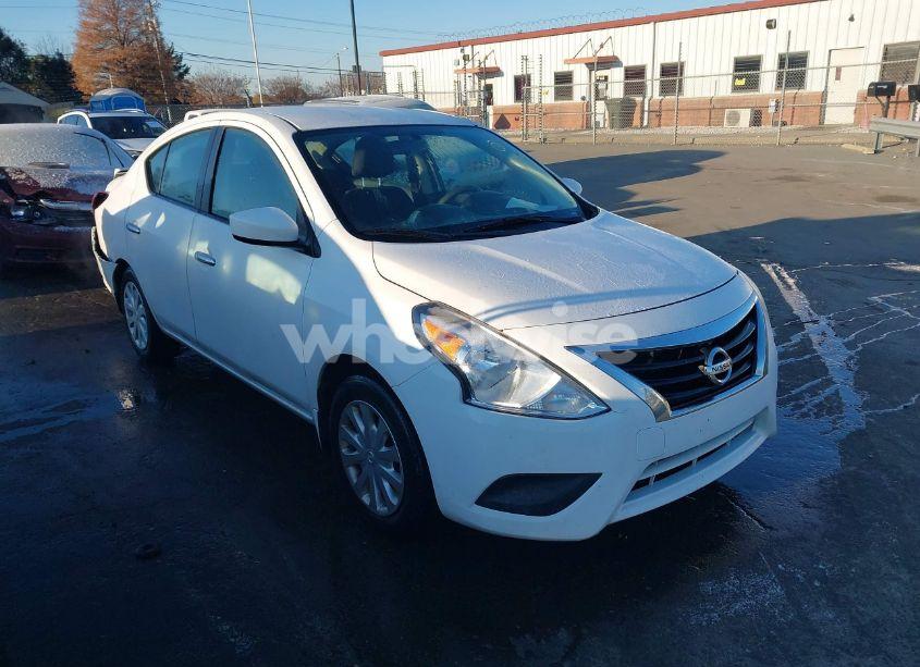 2016 Nissan Versa 1.6 SV (VIN 3N1CN7AP7GL914359) main photo