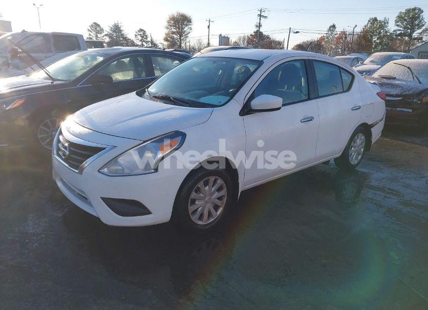 Photo 2 of 2016 Nissan Versa 1.6 SV (VIN 3N1CN7AP7GL914359)