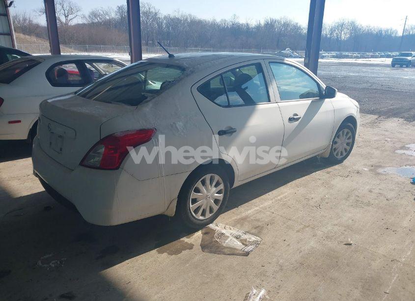 Photo 4 of 2017 Nissan Versa 1.6 S (VIN 3N1CN7AP7HL801481)