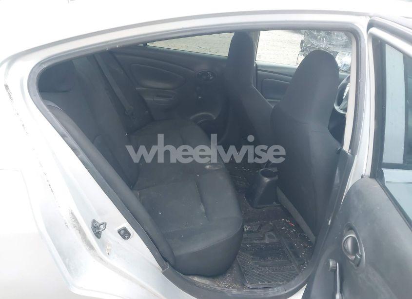 Photo 8 of 2017 Nissan Versa 1.6 S (VIN 3N1CN7AP7HL834738)