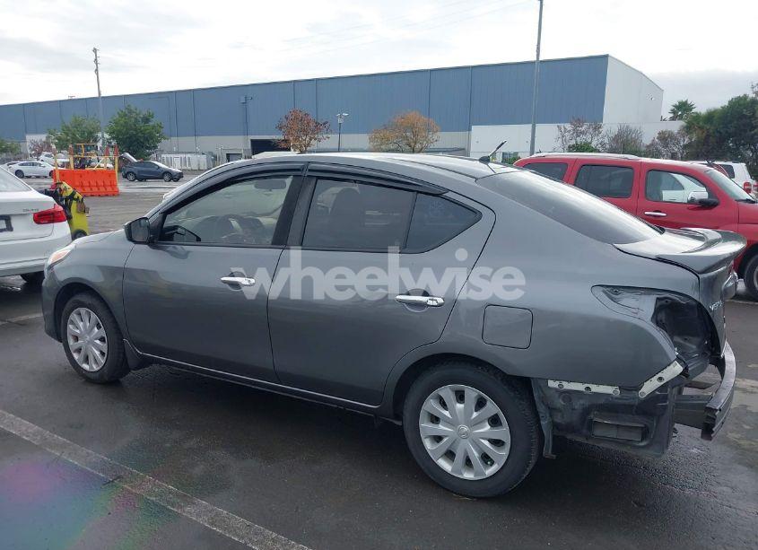 Photo 3 of 2017 Nissan Versa 1.6 SV (VIN 3N1CN7AP7HL855475)