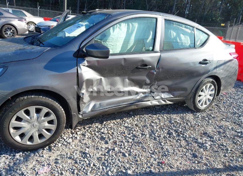 Photo 6 of 2017 Nissan Versa 1.6 S+ (VIN 3N1CN7AP7HL865035)