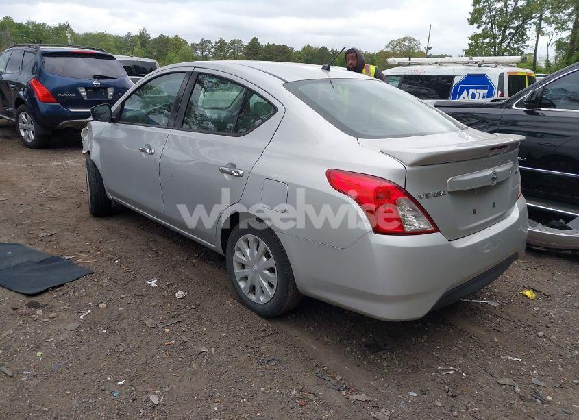 Photo 3 of 2017 Nissan Versa 1.6 SV (VIN 3N1CN7AP7HL870509)