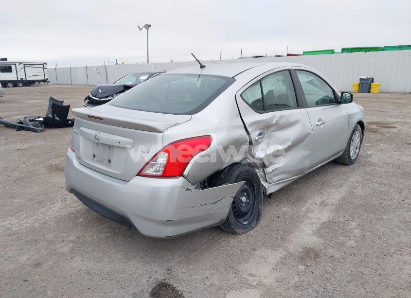 Photo 4 of 2018 Nissan Versa 1.6 SV (VIN 3N1CN7AP7JK411346)