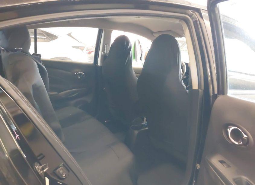 Photo 8 of 2018 Nissan Versa 1.6 SV (VIN 3N1CN7AP7JL810638)