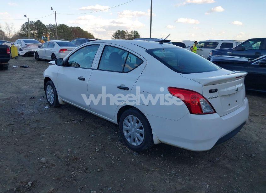 Photo 3 of 2018 Nissan Versa 1.6 S+ (VIN 3N1CN7AP7JL836575)