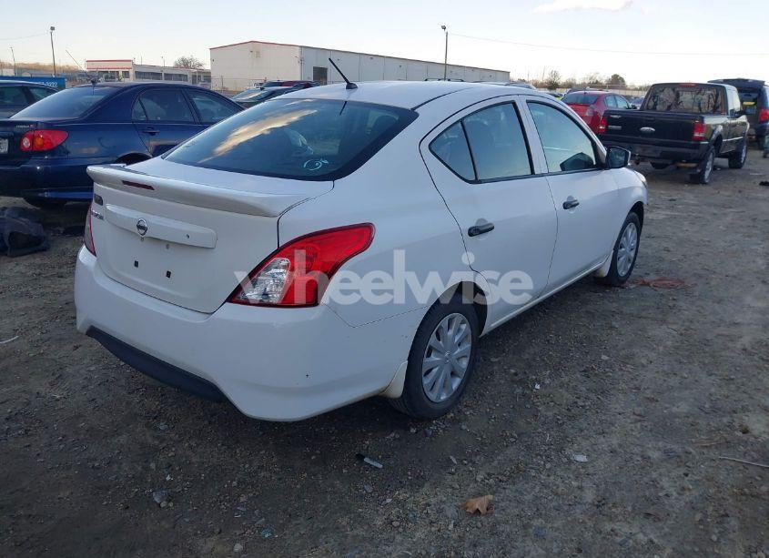 Photo 4 of 2018 Nissan Versa 1.6 S+ (VIN 3N1CN7AP7JL836575)