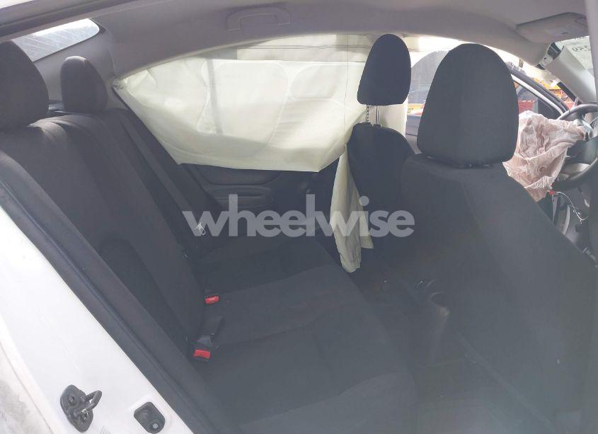 Photo 8 of 2018 Nissan Versa 1.6 S (VIN 3N1CN7AP7JL844806)