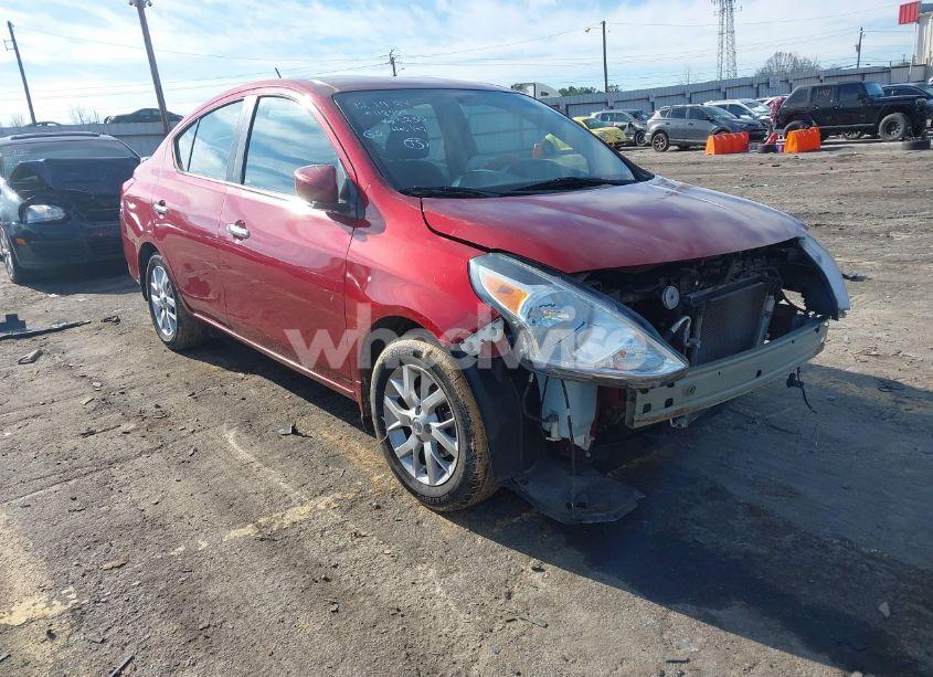 2018 Nissan Versa 1.6 SV (VIN 3N1CN7AP7JL845230) main photo