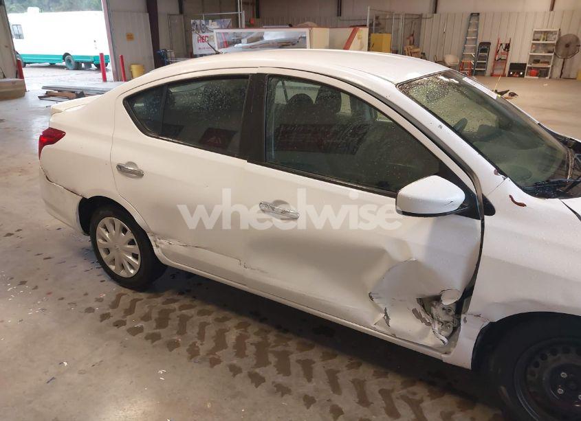 Photo 6 of 2018 Nissan Versa 1.6 SV (VIN 3N1CN7AP7JL845941)
