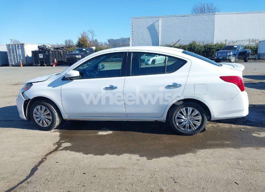 Photo 14 of 2018 Nissan Versa 1.6 SV (VIN 3N1CN7AP7JL850556)