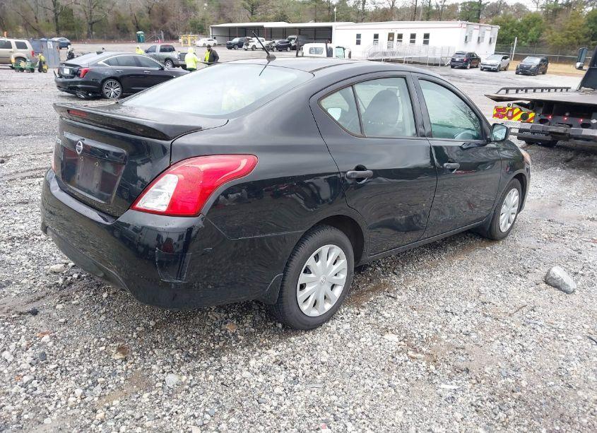 Photo 4 of 2018 Nissan Versa 1.6 S+ (VIN 3N1CN7AP7JL863260)