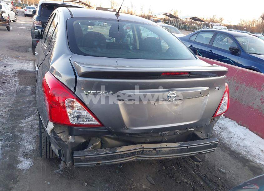 Photo 6 of 2018 Nissan Versa 1.6 SV (VIN 3N1CN7AP7JL870158)