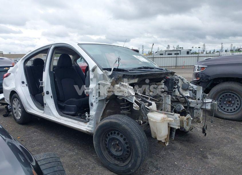 Photo 14 of 2018 Nissan Versa 1.6 SV (VIN 3N1CN7AP7JL875232)