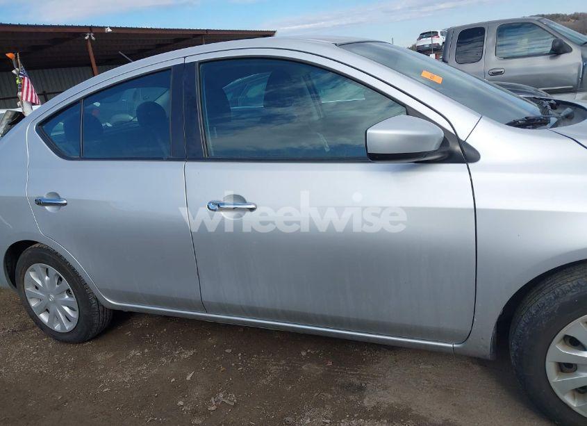 Photo 13 of 2018 Nissan Versa 1.6 SV (VIN 3N1CN7AP7JL875599)