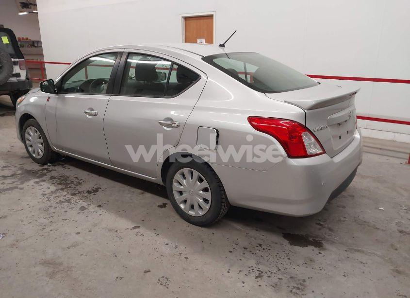 Photo 3 of 2018 Nissan Versa 1.6 SV (VIN 3N1CN7AP7JL882665)