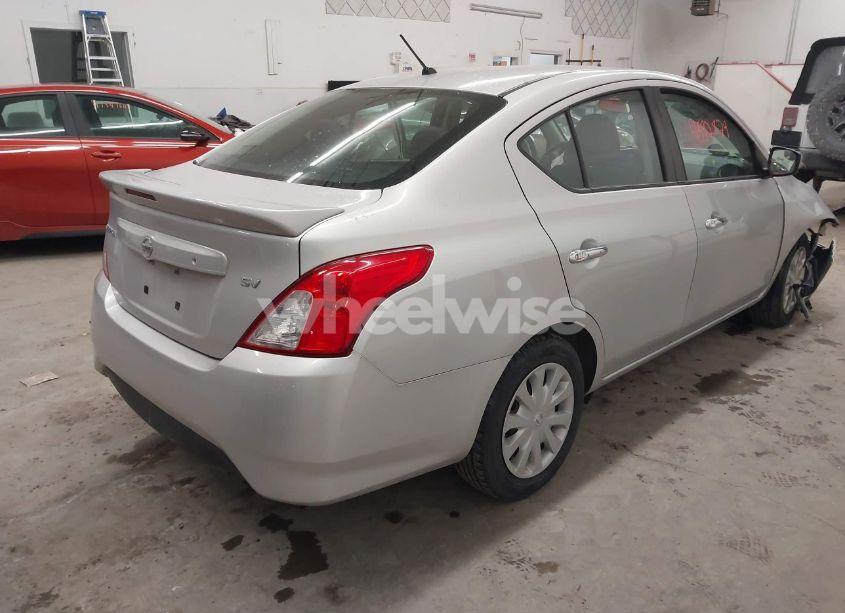 Photo 4 of 2018 Nissan Versa 1.6 SV (VIN 3N1CN7AP7JL882665)