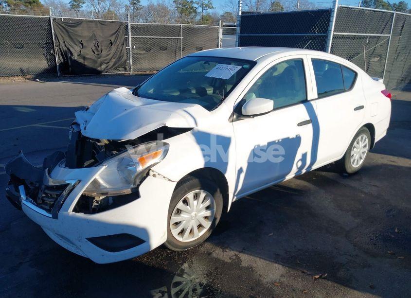 Photo 2 of 2019 Nissan Versa 1.6 S+ (VIN 3N1CN7AP7KL806204)