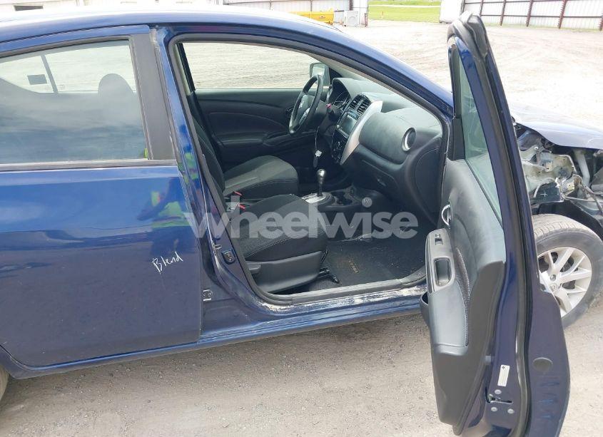 Photo 5 of 2019 Nissan Versa 1.6 SV (VIN 3N1CN7AP7KL809443)