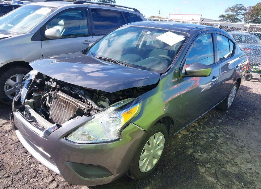 Photo 2 of 2019 Nissan Versa 1.6 SV (VIN 3N1CN7AP7KL818451)