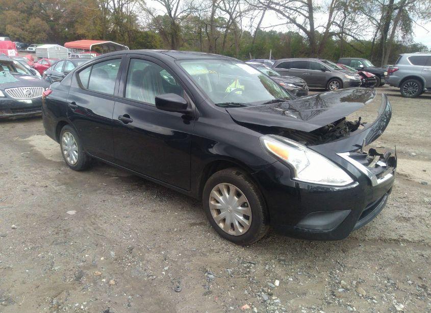 2019 Nissan Versa 1.6 S+ (VIN 3N1CN7AP7KL823150) main photo