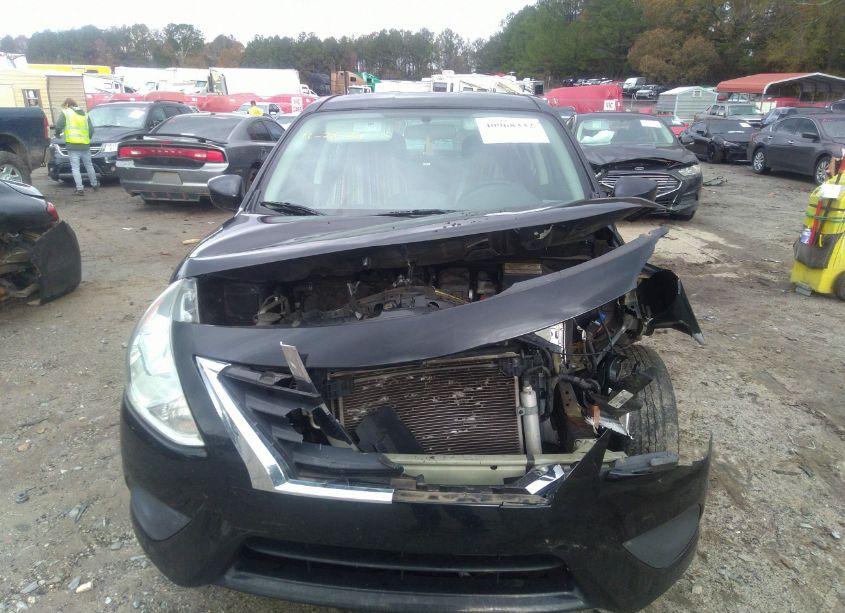 Photo 12 of 2019 Nissan Versa 1.6 S+ (VIN 3N1CN7AP7KL823150)