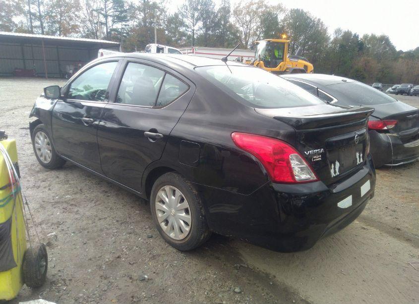 Photo 3 of 2019 Nissan Versa 1.6 S+ (VIN 3N1CN7AP7KL823150)
