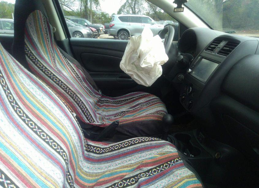 Photo 5 of 2019 Nissan Versa 1.6 S+ (VIN 3N1CN7AP7KL823150)