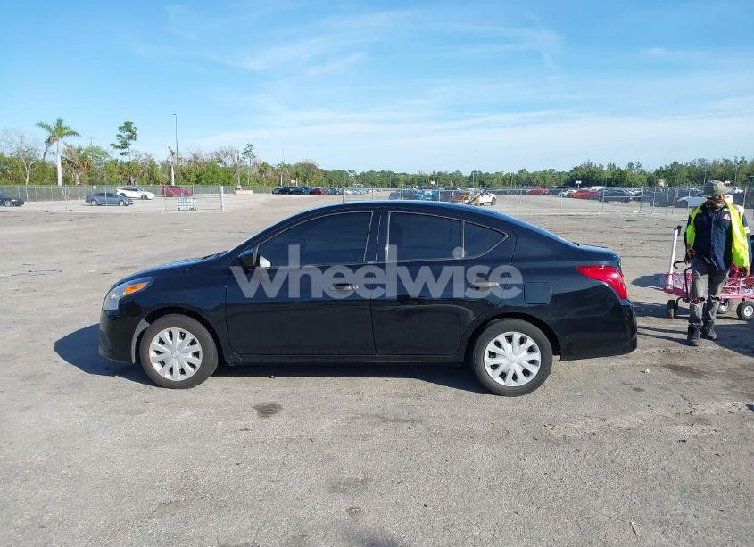 Photo 14 of 2019 Nissan Versa 1.6 S (VIN 3N1CN7AP7KL824668)