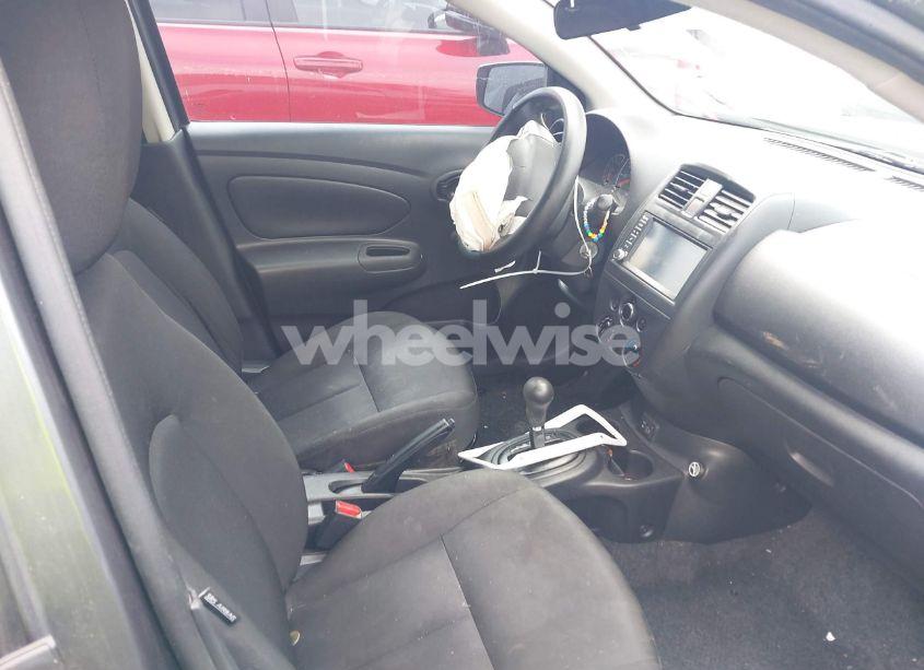 Photo 5 of 2019 Nissan Versa 1.6 S+ (VIN 3N1CN7AP7KL826775)