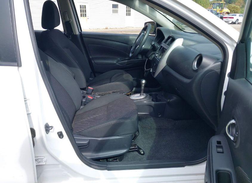 Photo 5 of 2019 Nissan Versa 1.6 SV (VIN 3N1CN7AP7KL832639)