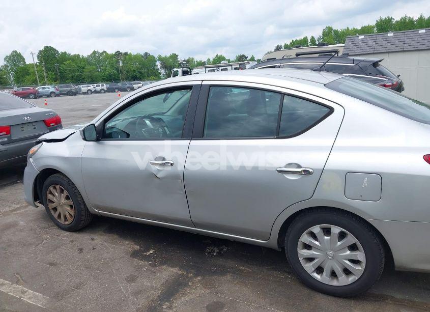 Photo 15 of 2019 Nissan Versa 1.6 SV (VIN 3N1CN7AP7KL832771)