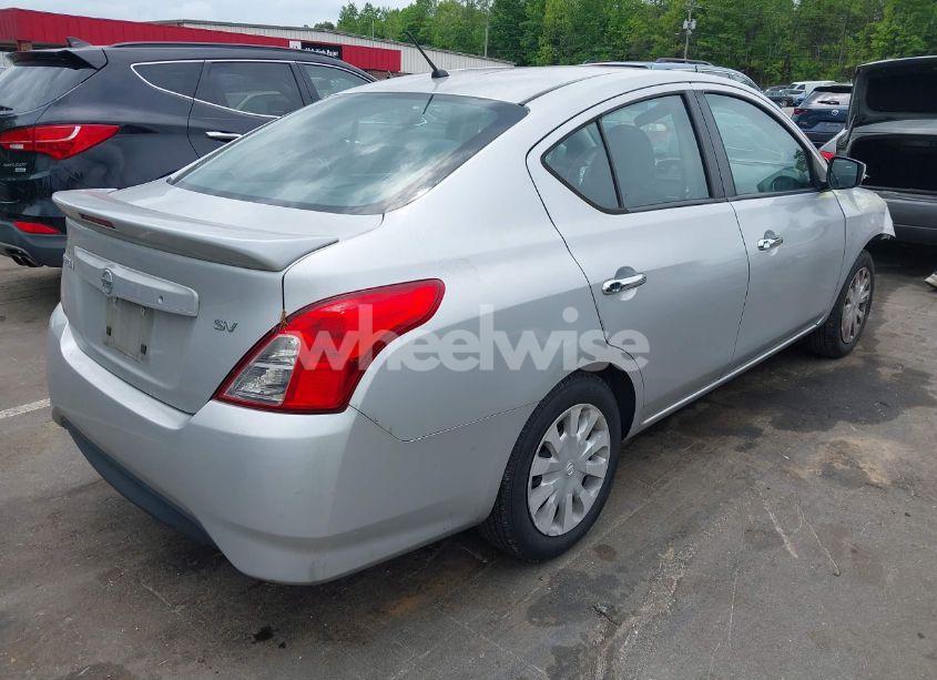 Photo 4 of 2019 Nissan Versa 1.6 SV (VIN 3N1CN7AP7KL832771)