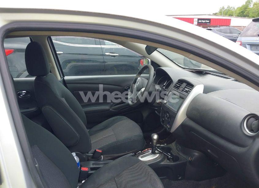Photo 5 of 2019 Nissan Versa 1.6 SV (VIN 3N1CN7AP7KL832771)