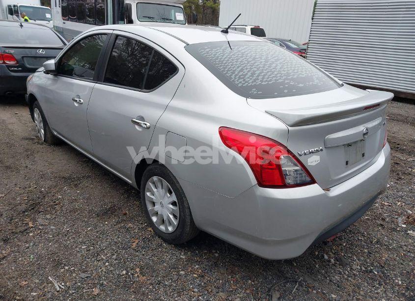 Photo 3 of 2019 Nissan Versa 1.6 SV (VIN 3N1CN7AP7KL833287)