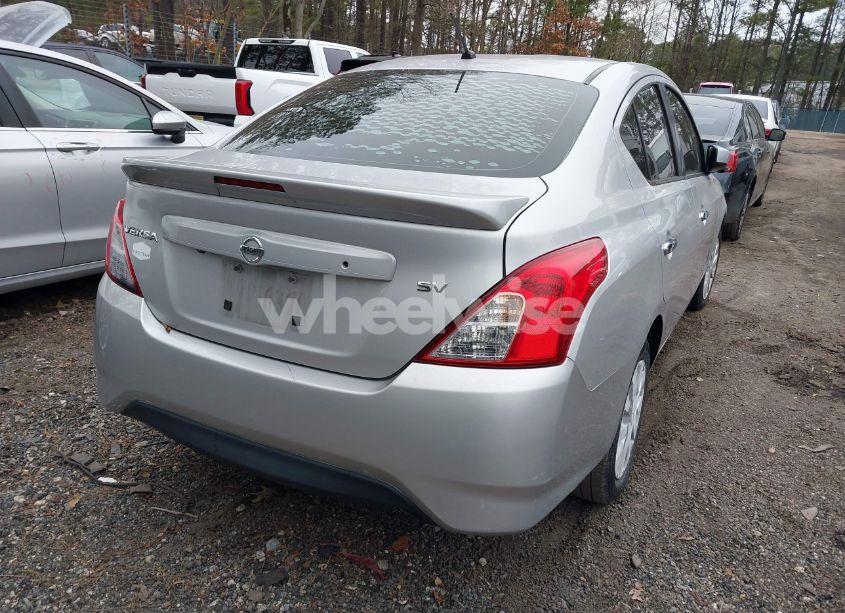 Photo 4 of 2019 Nissan Versa 1.6 SV (VIN 3N1CN7AP7KL833287)