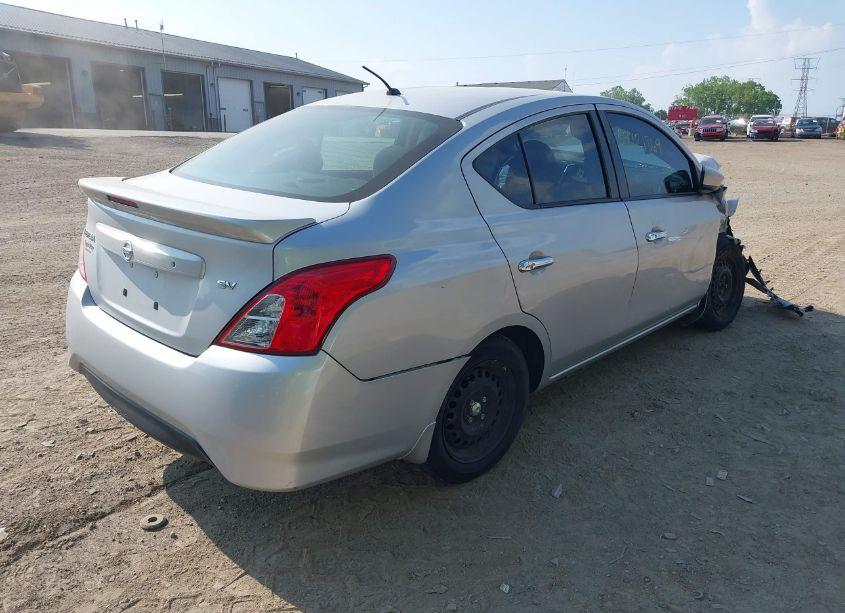 Photo 4 of 2019 Nissan Versa 1.6 SV (VIN 3N1CN7AP7KL838702)