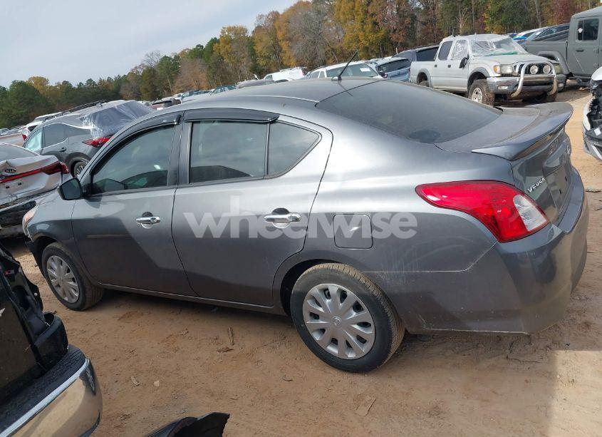 Photo 15 of 2019 Nissan Versa 1.6 SV (VIN 3N1CN7AP7KL840949)