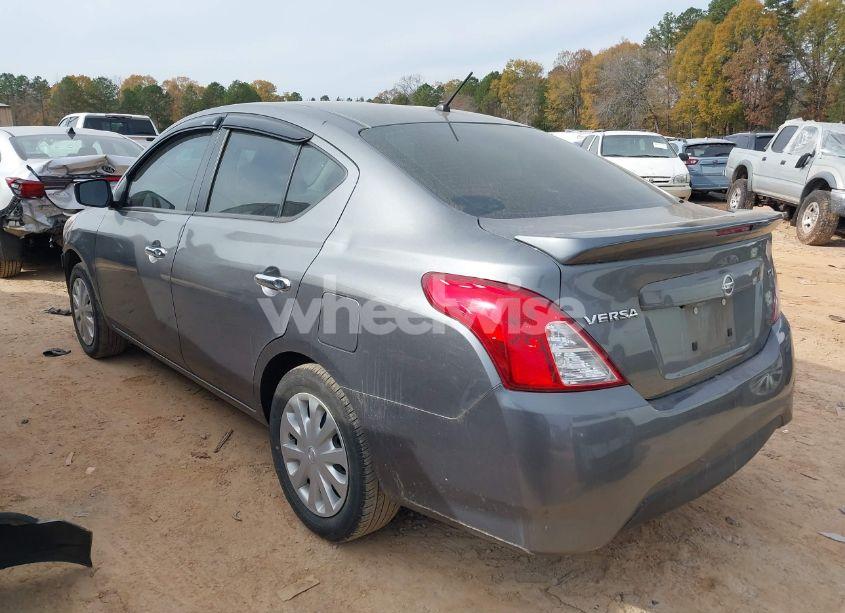 Photo 3 of 2019 Nissan Versa 1.6 SV (VIN 3N1CN7AP7KL840949)