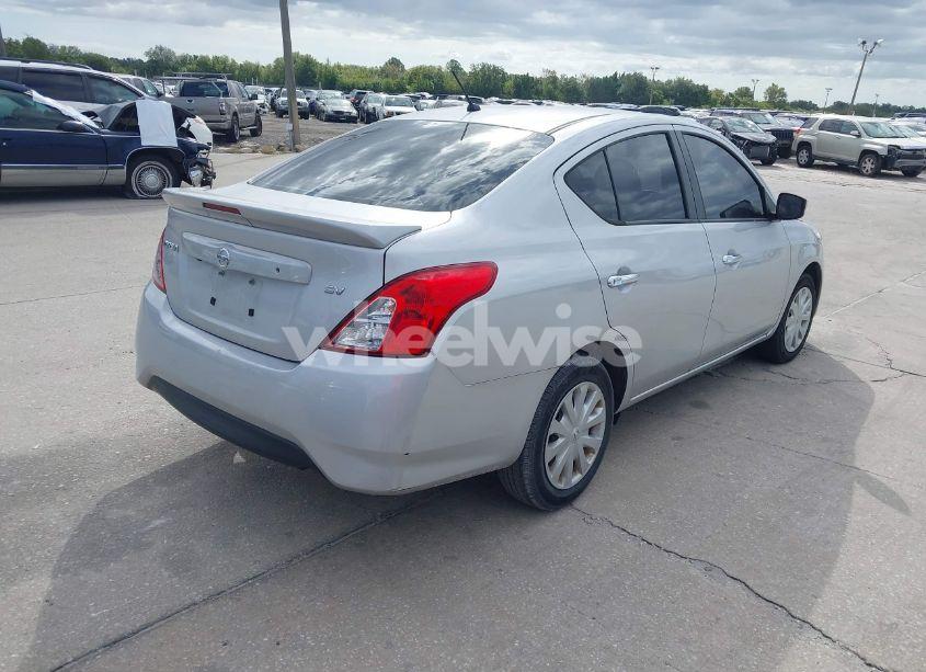 Photo 4 of 2019 Nissan Versa 1.6 SV (VIN 3N1CN7AP7KL845987)