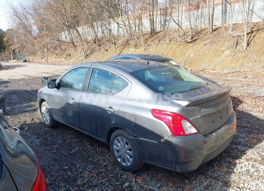 Photo 3 of 2019 Nissan Versa 1.6 SV (VIN 3N1CN7AP7KL851045)