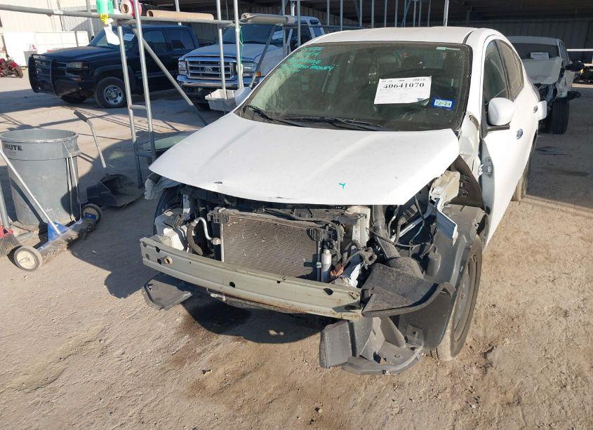 Photo 6 of 2019 Nissan Versa 1.6 SV (VIN 3N1CN7AP7KL852115)