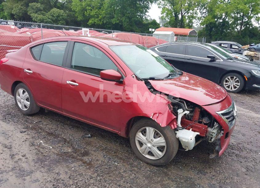 2019 Nissan Versa 1.6 SV (VIN 3N1CN7AP7KL859890) main photo
