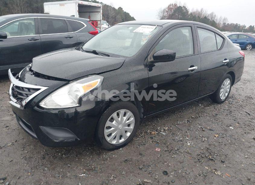 Photo 2 of 2019 Nissan Versa 1.6 SV (VIN 3N1CN7AP7KL863521)