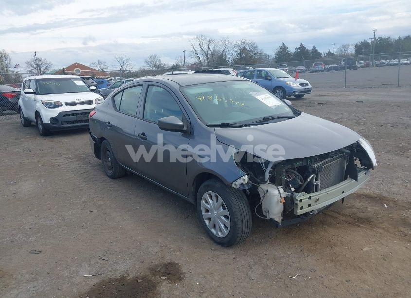 2019 Nissan Versa 1.6 S+ (VIN 3N1CN7AP7KL863891) main photo