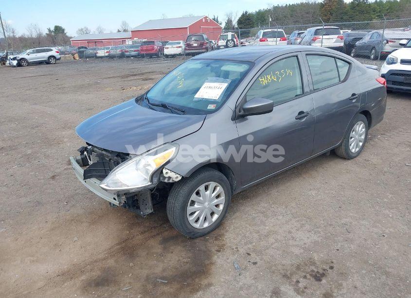 Photo 2 of 2019 Nissan Versa 1.6 S+ (VIN 3N1CN7AP7KL863891)