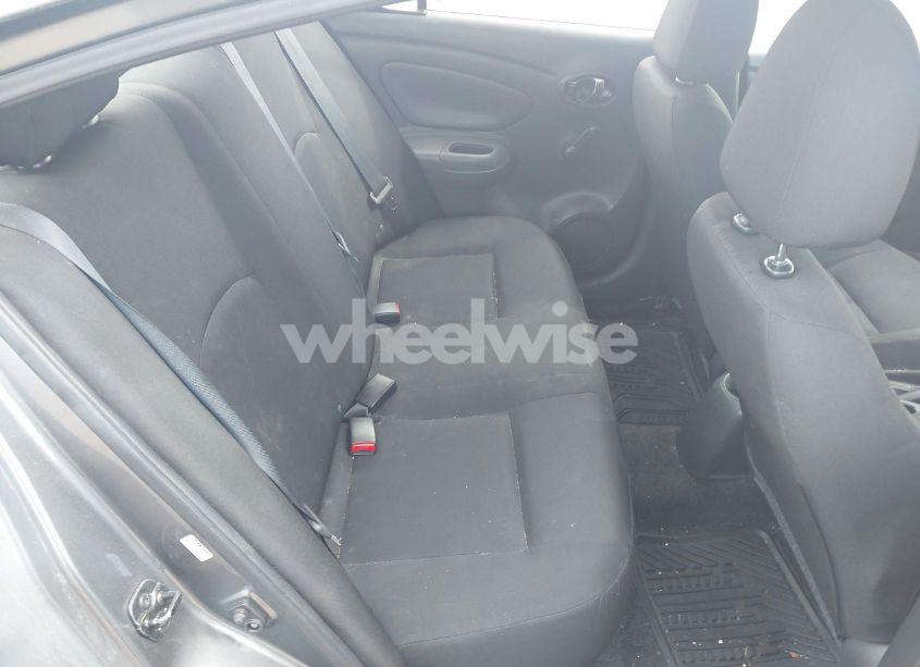 Photo 8 of 2019 Nissan Versa 1.6 S+ (VIN 3N1CN7AP7KL863891)