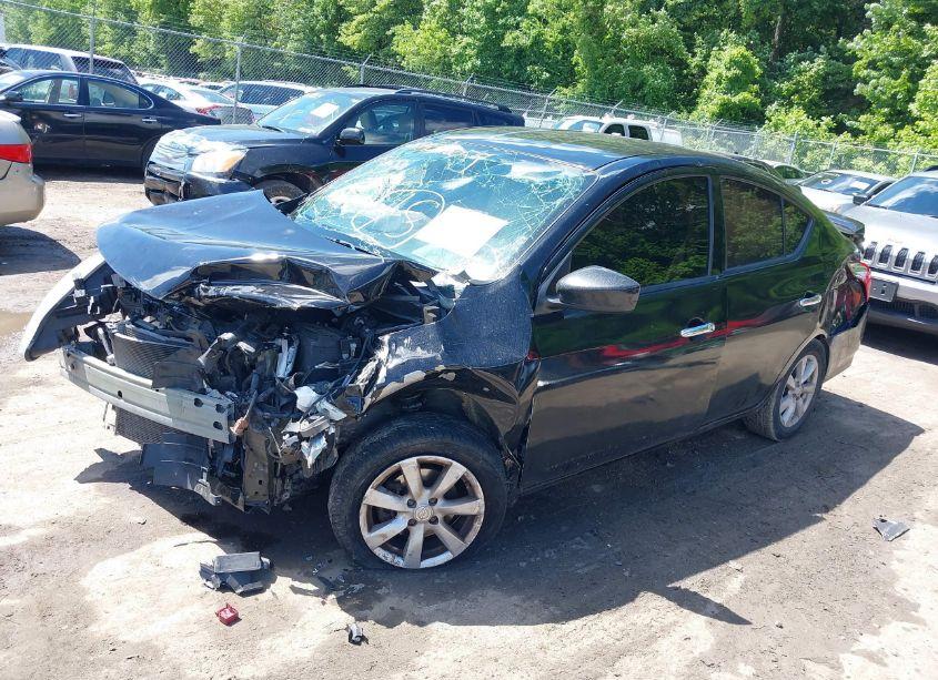 Photo 2 of 2019 Nissan Versa 1.6 SV (VIN 3N1CN7AP7KL869416)