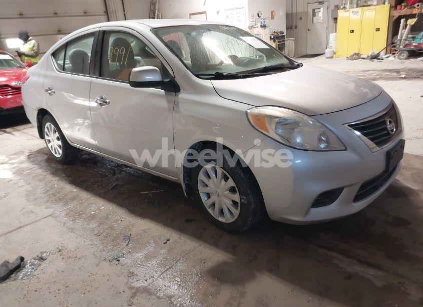2012 Nissan Versa 1.6 SV (VIN 3N1CN7AP8CL878076) main photo